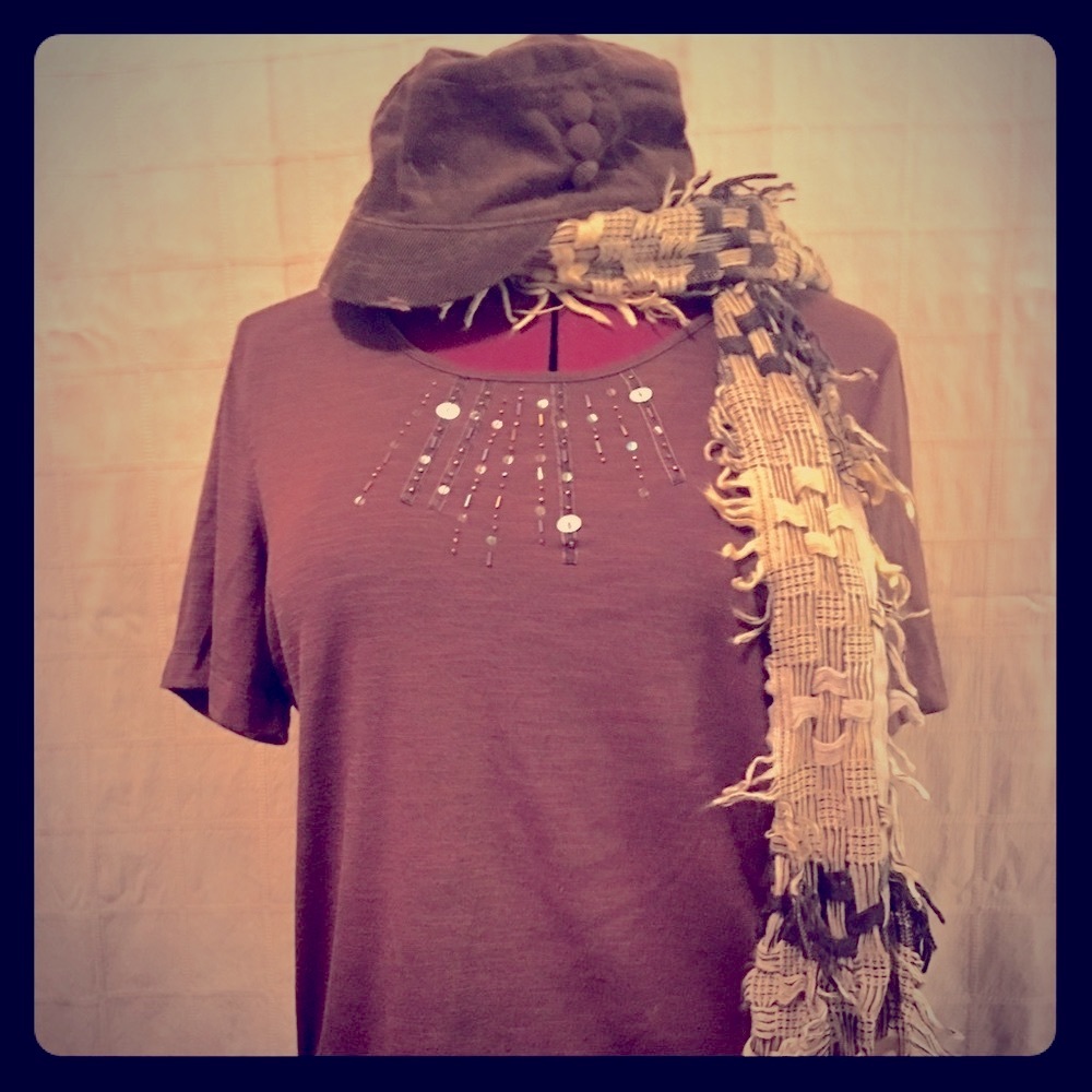 Koret, Brown Short Sleeve, Ornate Front Design